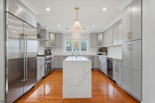 1420 Boulevard, Westfield Town, NJ 07090