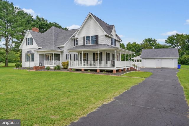 15879 S DUPONT HWY, Harrington, DE 19952