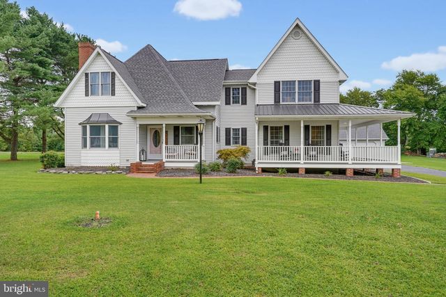 15879 S DUPONT HWY, Harrington, DE 19952