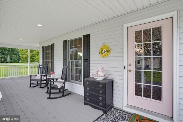 15879 S DUPONT HWY, Harrington, DE 19952