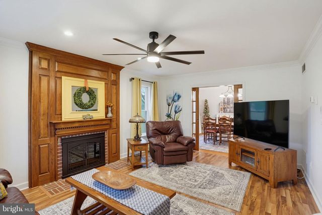 15879 S DUPONT HWY, Harrington, DE 19952
