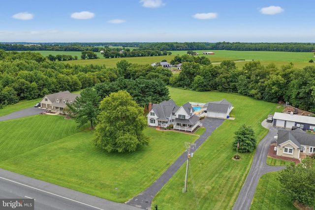 15879 S DUPONT HWY, Harrington, DE 19952