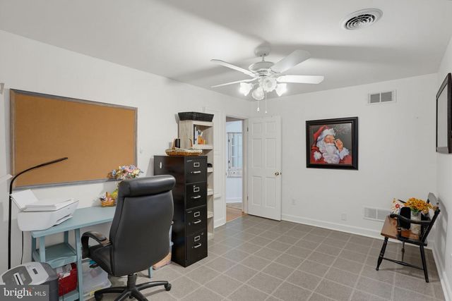 15879 S DUPONT HWY, Harrington, DE 19952