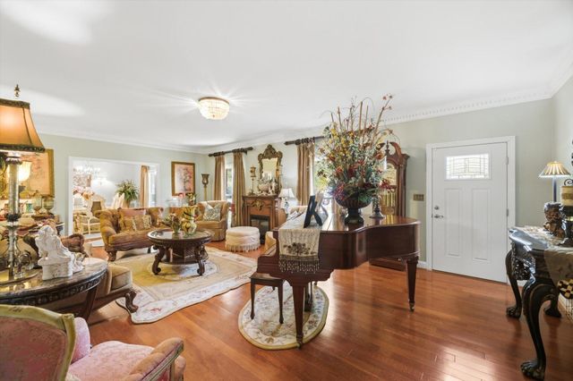 715 Harren Court, Etowah, TN 37331