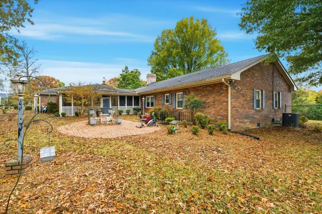 715 Harren Court, Etowah, TN 37331