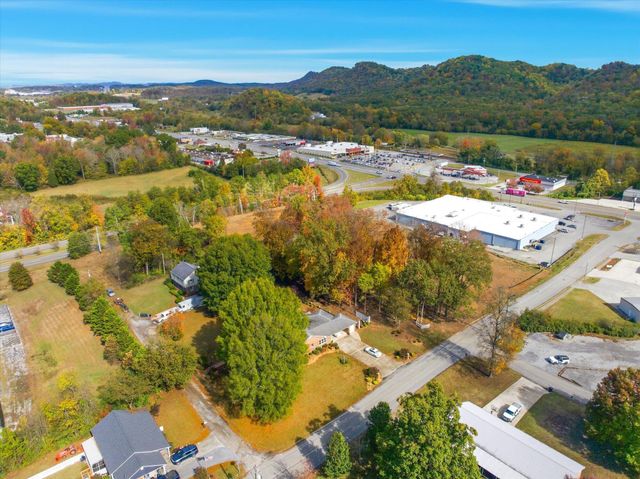 715 Harren Court, Etowah, TN 37331