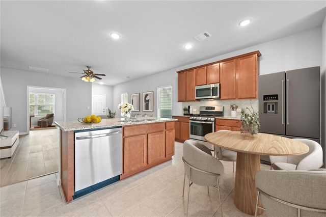 211 Timber Brook DR, Hutto, TX 78634