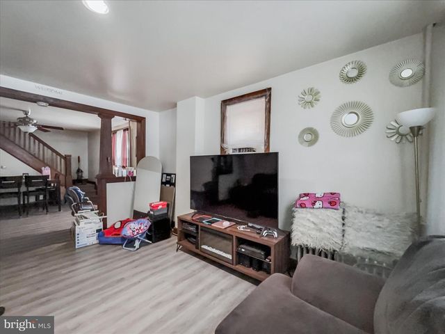 1937 ZARKER ST, Harrisburg, PA 17104