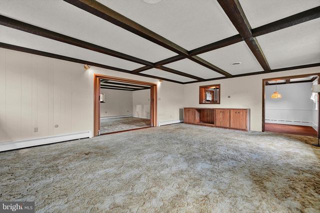 3102 CURTIS RD, Sinking Spring, PA 19608