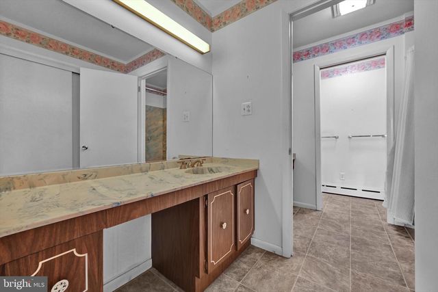 3102 CURTIS RD, Sinking Spring, PA 19608