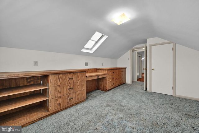 3102 CURTIS RD, Sinking Spring, PA 19608