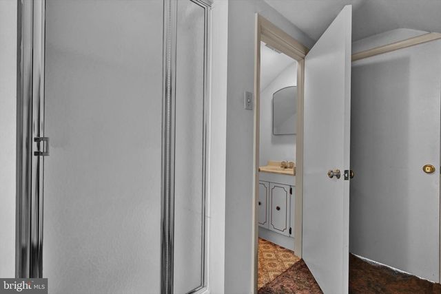3102 CURTIS RD, Sinking Spring, PA 19608