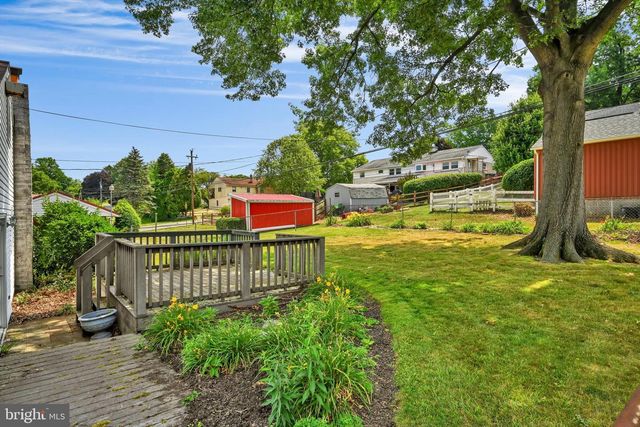 3102 CURTIS RD, Sinking Spring, PA 19608