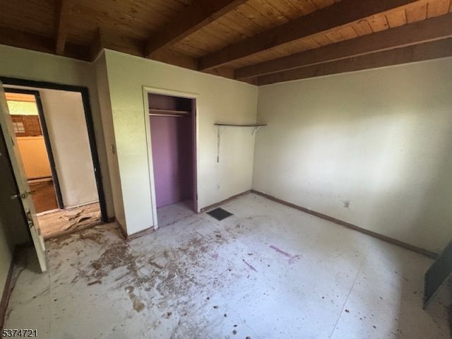 10 Summit Dr, Wantage Twp., NJ 07461