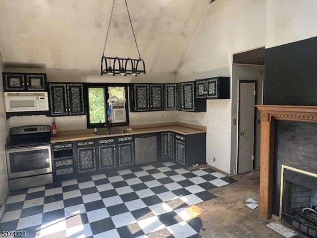 10 Summit Dr, Wantage Twp., NJ 07461