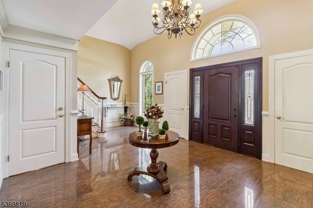 35 Manor Dr, Morris Twp., NJ 07960