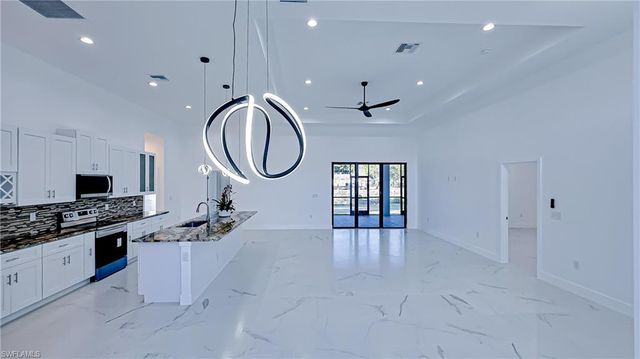 4200 16th ST W, Lehigh Acres, FL 33971