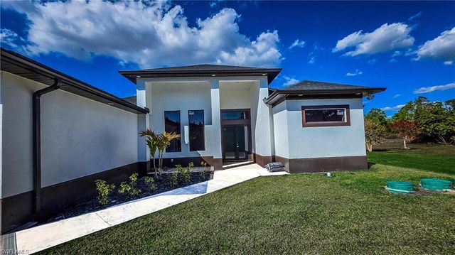 4200 16th ST W, Lehigh Acres, FL 33971