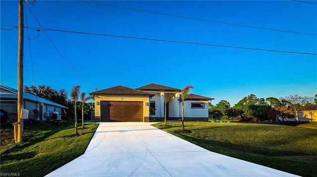 4200 16th ST W, Lehigh Acres, FL 33971