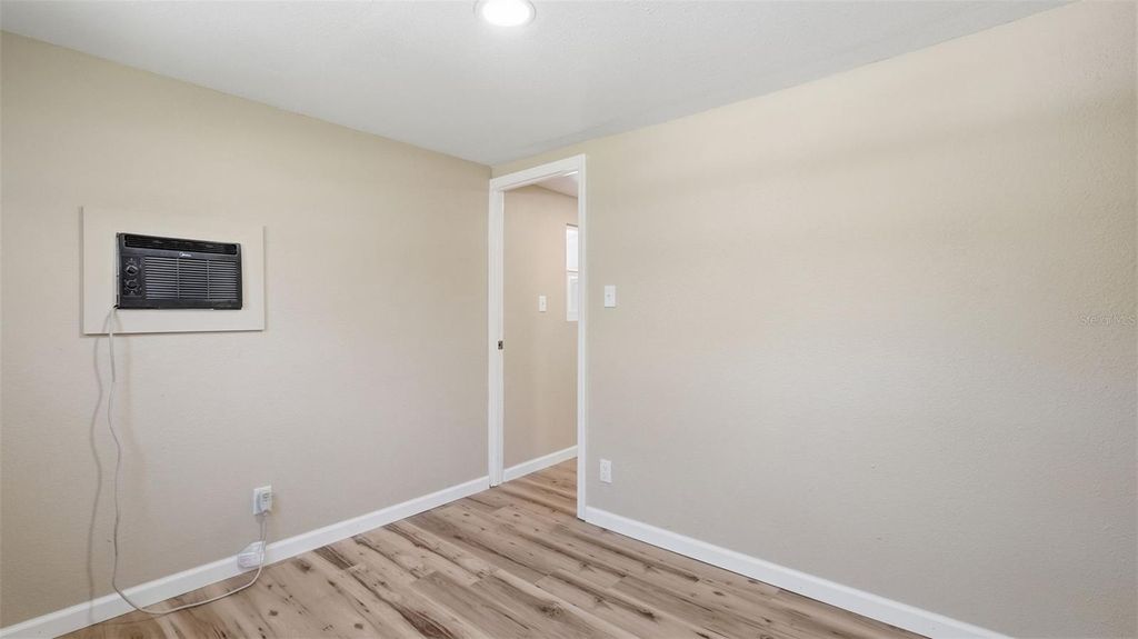 Image 17 of property listing at 18170 SPANGLER AVENUE, Brooksville, FL 34604