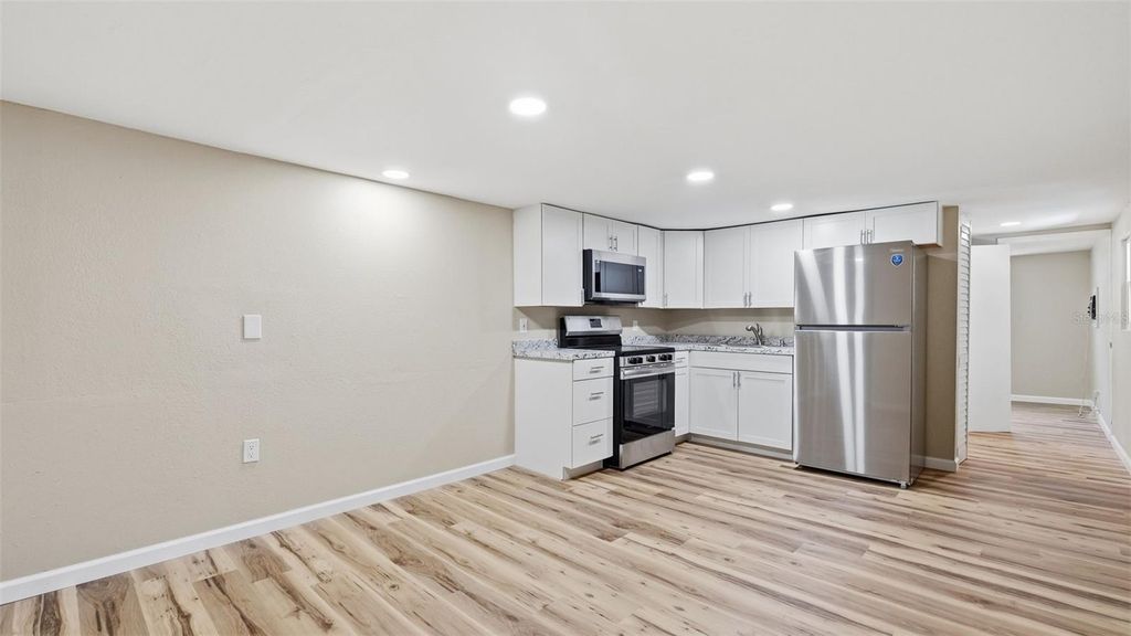 Image 4 of property listing at 18170 SPANGLER AVENUE, Brooksville, FL 34604