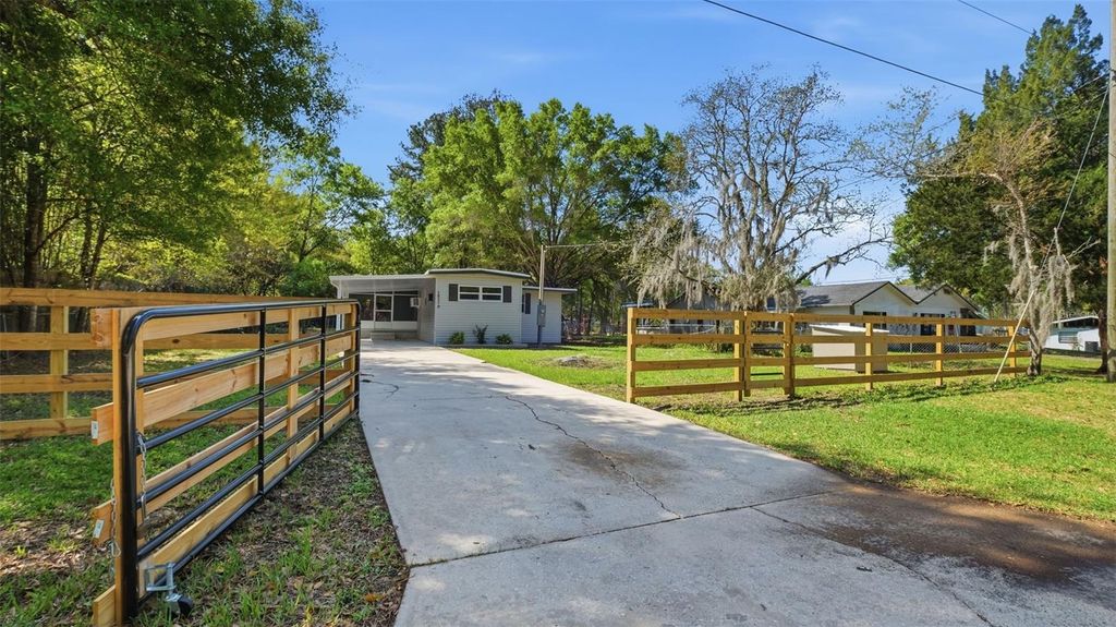 Image 35 of property listing at 18170 SPANGLER AVENUE, Brooksville, FL 34604