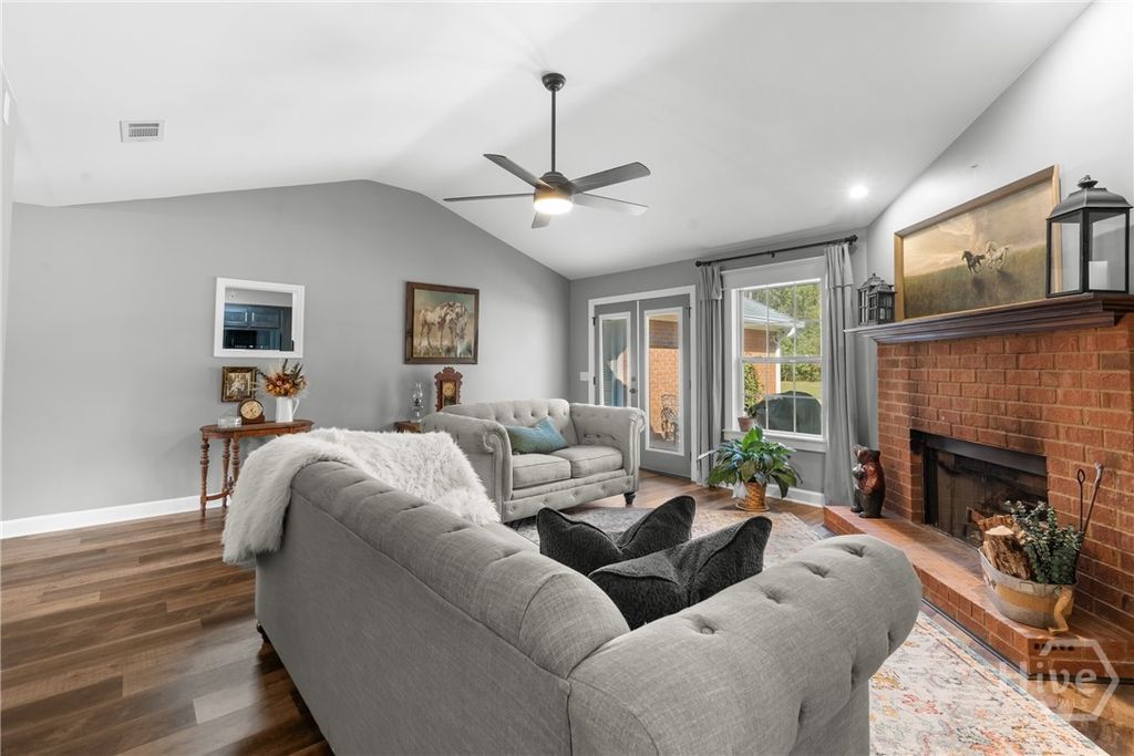 Image 10 of property listing at 357 Pound Road, Guyton, GA 31312