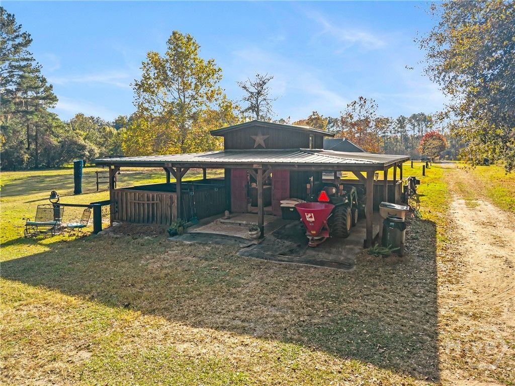 Image 32 of property listing at 357 Pound Road, Guyton, GA 31312