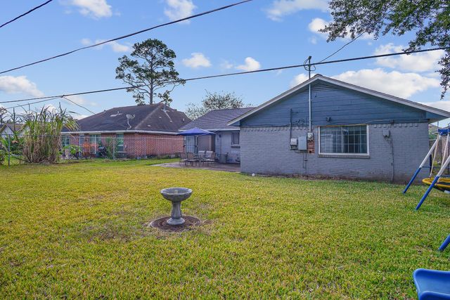 10939 Dunvegan Way, Houston, TX 77013