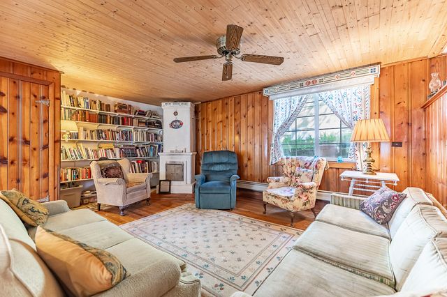 33 S Lake Shore County Road, Beverly Shores, IN 46301