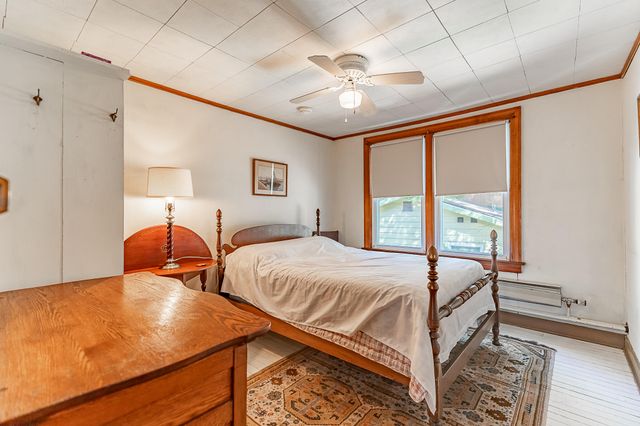 33 S Lake Shore County Road, Beverly Shores, IN 46301