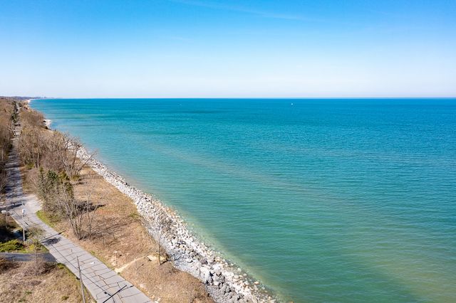 33 S Lake Shore County Road, Beverly Shores, IN 46301