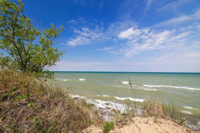 33 S Lake Shore County Road, Beverly Shores, IN 46301