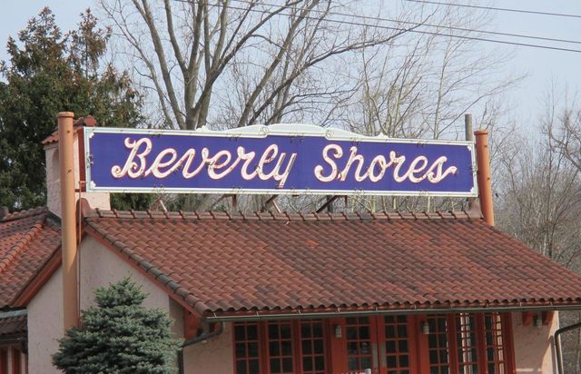 33 S Lake Shore County Road, Beverly Shores, IN 46301