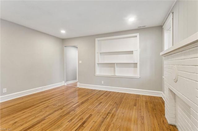 3333 Guinea CIR, Hayes, VA 23072