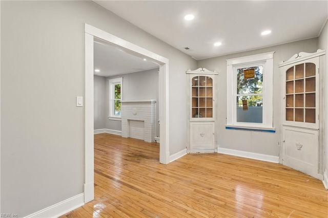 3333 Guinea CIR, Hayes, VA 23072