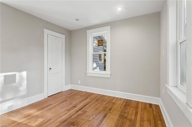 3333 Guinea CIR, Hayes, VA 23072