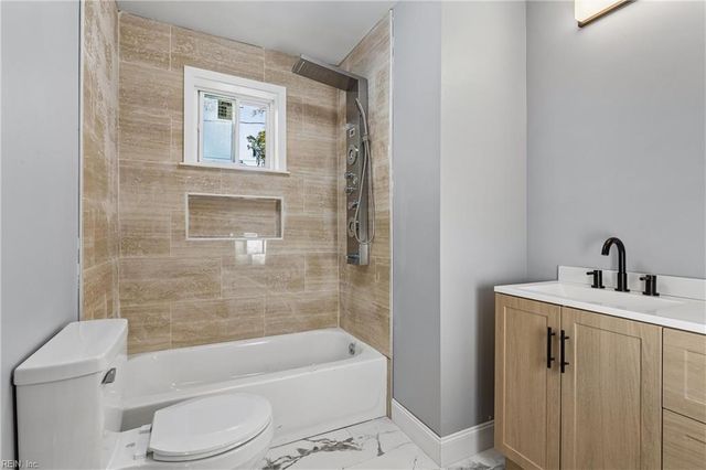 3333 Guinea CIR, Hayes, VA 23072