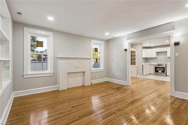 3333 Guinea CIR, Hayes, VA 23072