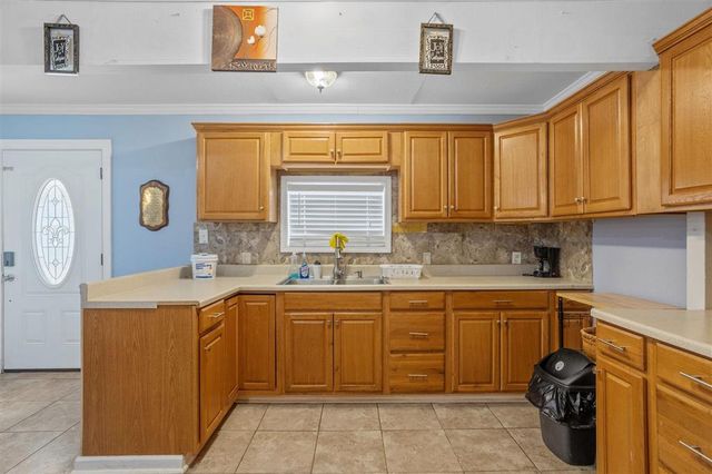 116 N Lightner Ave Avenue, Iowa, LA 70647