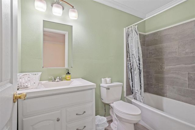 116 N Lightner Ave Avenue, Iowa, LA 70647