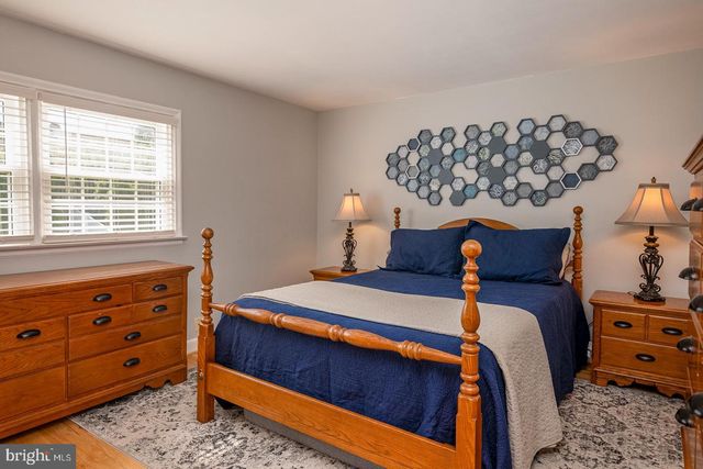 2402 BELL DR, Reading, PA 19609