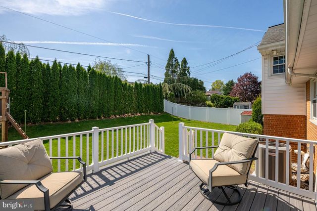 2402 BELL DR, Reading, PA 19609