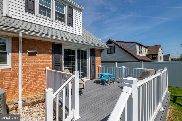 2402 BELL DR, Reading, PA 19609