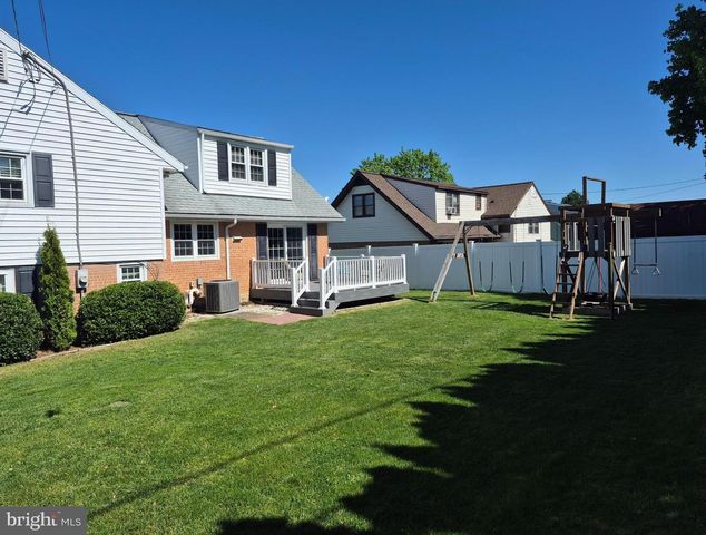 2402 BELL DR, Reading, PA 19609