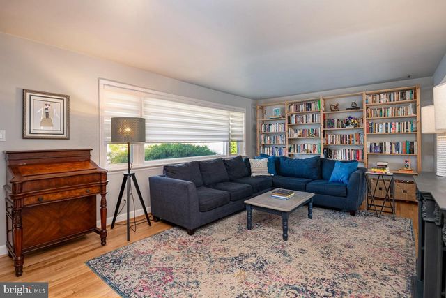 2402 BELL DR, Reading, PA 19609