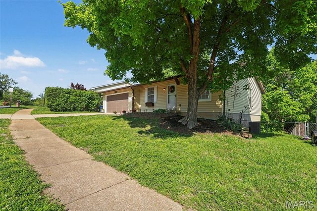 44 Elk Run Drive, Eureka, MO 63025