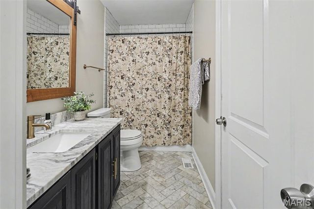 44 Elk Run Drive, Eureka, MO 63025