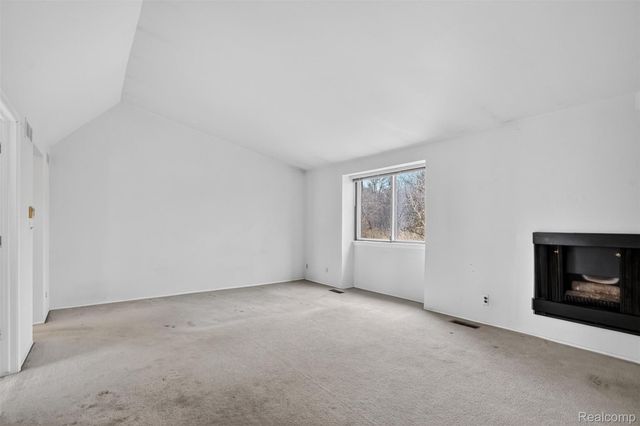 179 E Long Lake Road, Bloomfield Charter Township, MI 48304