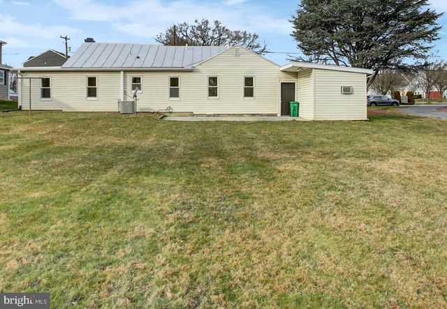 1319 N WEST ST, Carlisle, PA 17013